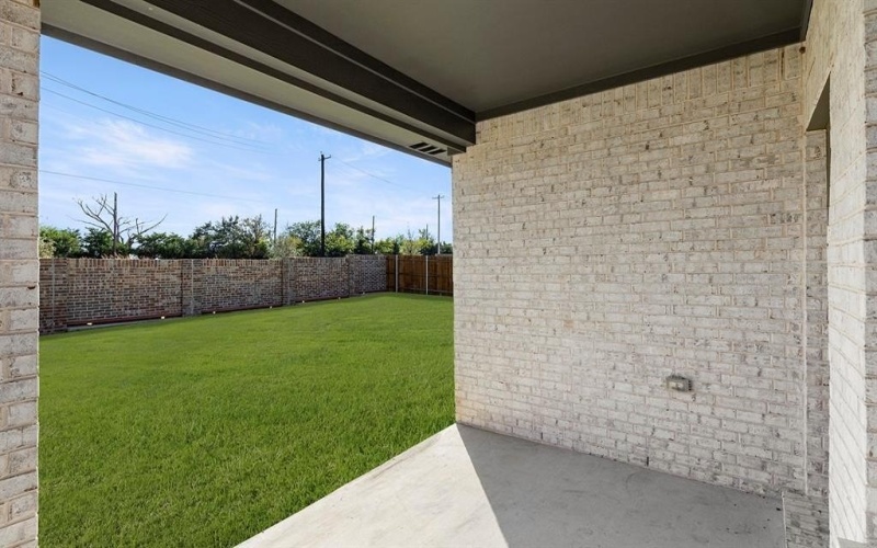1105 Rushing Court, Aubrey, TX 76227, 4 Bedrooms Bedrooms, ,2 BathroomsBathrooms,Residential,For Sale,1105 Rushing Court,0,20947478
