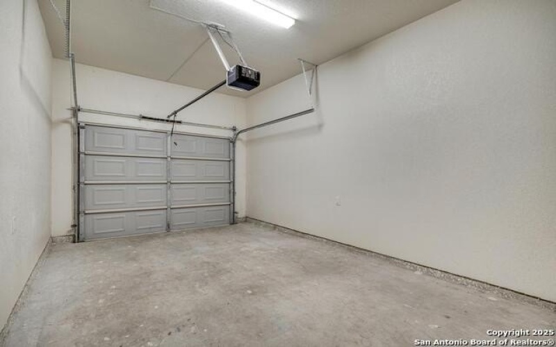 1611 S Gevers #102, San Antonio, TX 78210, 3 Bedrooms Bedrooms, ,2 BathroomsBathrooms,Residential,For Sale,1611 S Gevers #102,1869581