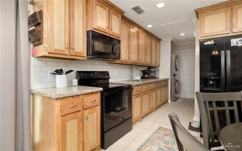 2203 Kingfisher Lane, Mission, TX 78572, 1 Bedroom Bedrooms, ,1 BathroomBathrooms,Residential,For Sale,2203 Kingfisher Lane,472139