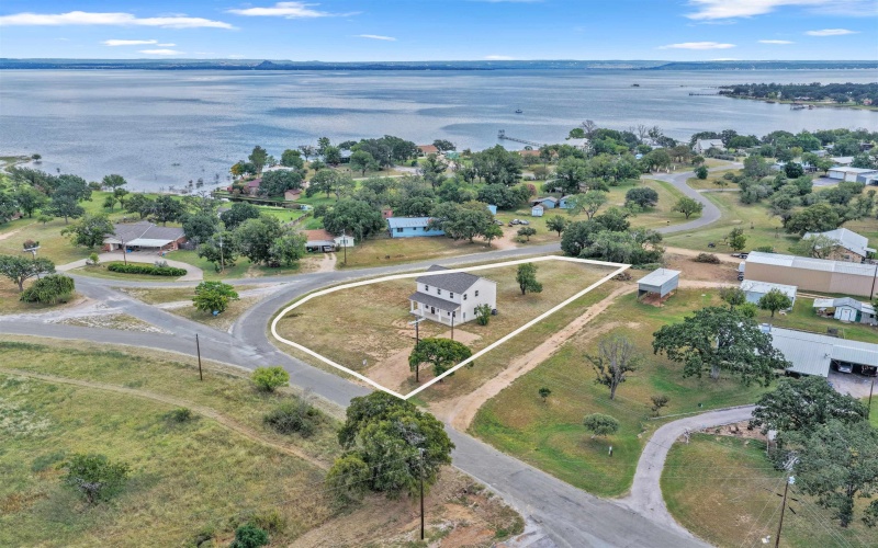 338 Golden Beach Drive, Buchanan Dam, TX 78609, 4 Habitaciones Habitaciones , ,2 BañosBaños,Residential,En Venta,338 Golden Beach Drive,0,173573