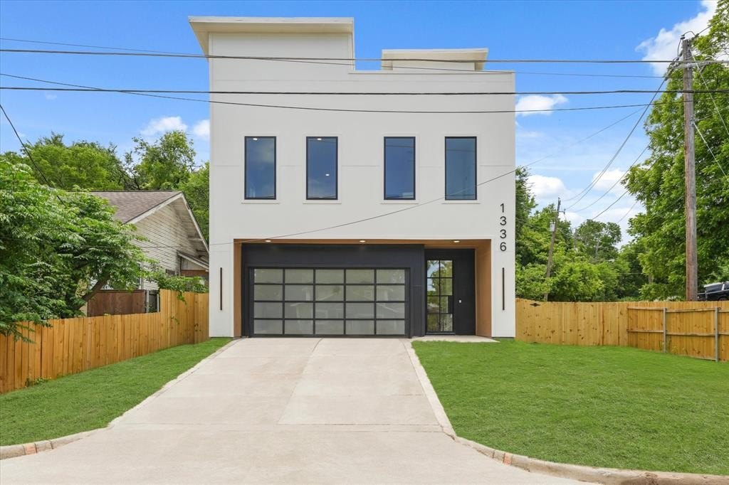 1336 Compton Street, Dallas, TX 75203, 3 Habitaciones Habitaciones , ,2 BañosBaños,Residential,En Venta,1336 Compton Street,20947404