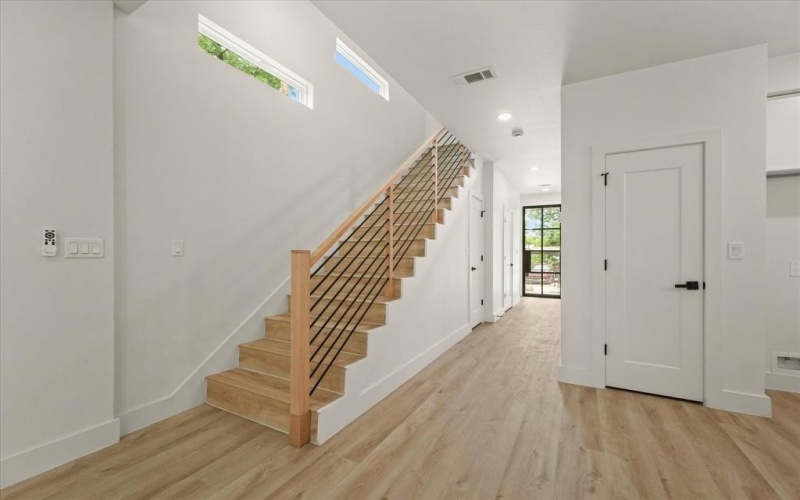 1336 Compton Street, Dallas, TX 75203, 3 Habitaciones Habitaciones , ,2 BañosBaños,Residential,En Venta,1336 Compton Street,20947404