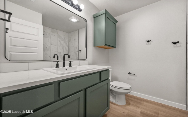 636 E 31st Street, Wolfforth, TX 79382, 3 Habitaciones Habitaciones , ,2 BañosBaños,Residential,En Venta,636 E 31st Street,202555313