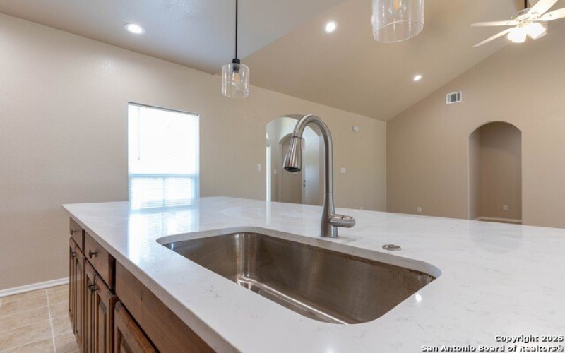 14674 Silesia Dr, St Hedwig, TX 78152, 4 Bedrooms Bedrooms, ,2 BathroomsBathrooms,Residential,For Sale,14674 Silesia Dr,1870160