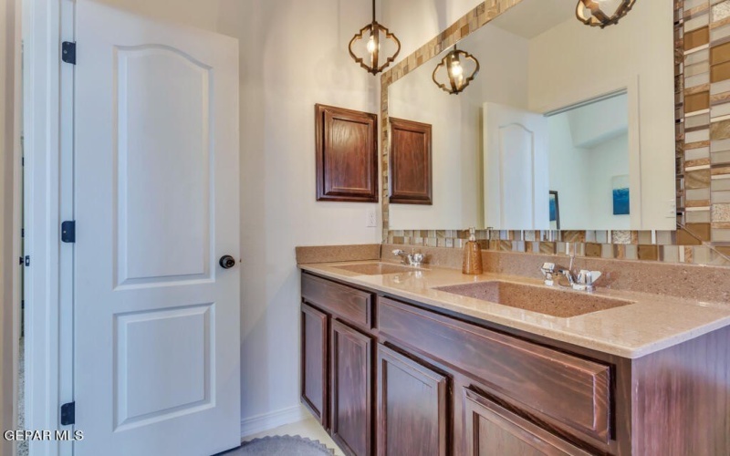 528 CEDARWOOD Avenue, El Paso, TX 79928, 4 Habitaciones Habitaciones , ,2 BañosBaños,Residential,En Venta,528 CEDARWOOD Avenue,894787