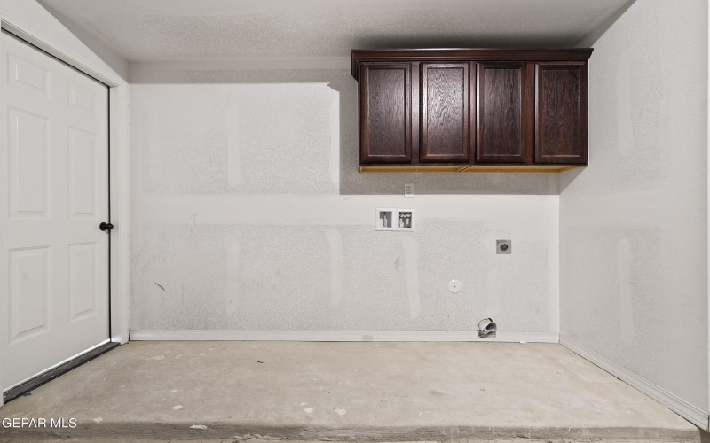 604 Cedarwood Avenue, El Paso, TX 79928, 4 Habitaciones Habitaciones , ,2 BañosBaños,Residential,En Venta,604 Cedarwood Avenue,0,899851