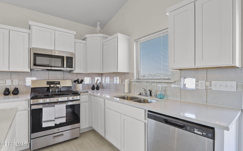 265 Adamtowne Drive, El Paso, TX 79928, 4 Habitaciones Habitaciones , ,2 BañosBaños,Residential,En Venta,265 Adamtowne Drive,902600