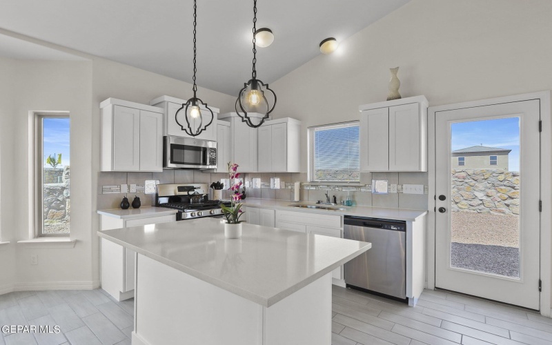 265 Adamtowne Drive, El Paso, TX 79928, 4 Habitaciones Habitaciones , ,2 BañosBaños,Residential,En Venta,265 Adamtowne Drive,902600