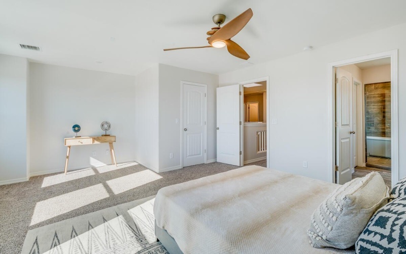 8421 Fish Place Court, Vinton, TX 79821, 5 Habitaciones Habitaciones , ,3 BañosBaños,Residential,En Venta,8421 Fish Place Court,906910