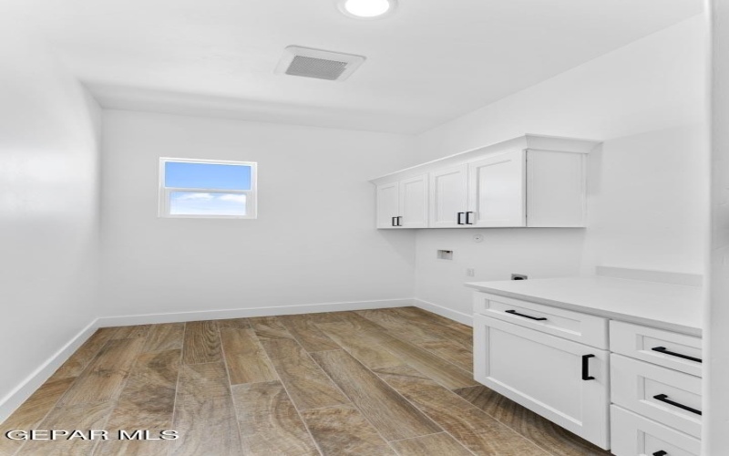 7704 CELESTIAL Street, Las Cruces, NM 88012, 4 Habitaciones Habitaciones , ,3 BañosBaños,Residential,En Venta,7704 CELESTIAL Street,918158