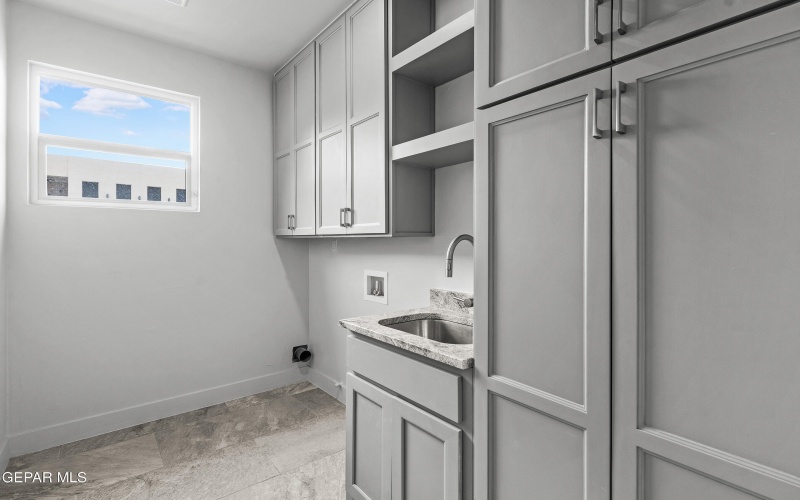 234 Canyon Terrace Drive, El Paso, TX 79902, 3 Habitaciones Habitaciones , ,1 BañoBaños,Residential,En Venta,234 Canyon Terrace Drive,0,919178