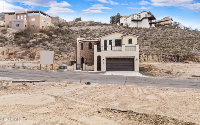 234 Canyon Terrace Drive, El Paso, TX 79902, 3 Habitaciones Habitaciones , ,1 BañoBaños,Residential,En Venta,234 Canyon Terrace Drive,0,919178