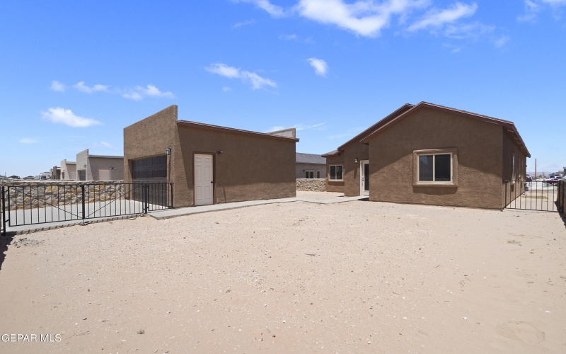 2237 Tony Harper Street, El Paso, TX 79938, 4 Habitaciones Habitaciones , ,2 BañosBaños,Residential,En Venta,2237 Tony Harper Street,0,919342