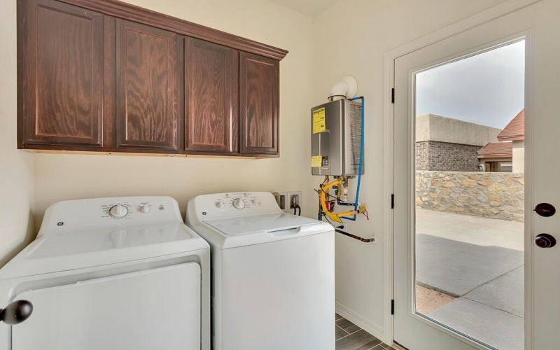 14333 Tobe Davis Drive, Horizon City, TX 79928, 3 Bedrooms Bedrooms, ,2 BathroomsBathrooms,Residential,For Sale,14333 Tobe Davis Drive,919489