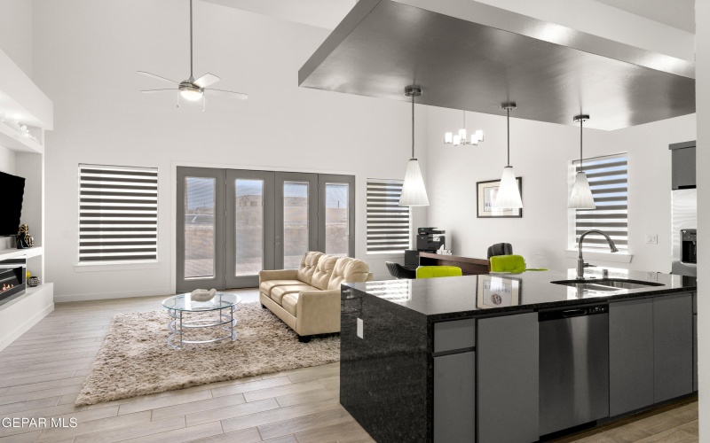 880 Chillington Road, El Paso, TX 79928, 4 Habitaciones Habitaciones , ,2 BañosBaños,Residential,En Venta,880 Chillington Road,0,919568