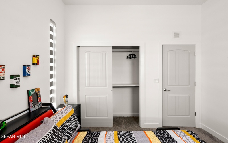 880 Chillington Road, El Paso, TX 79928, 4 Habitaciones Habitaciones , ,2 BañosBaños,Residential,En Venta,880 Chillington Road,0,919568