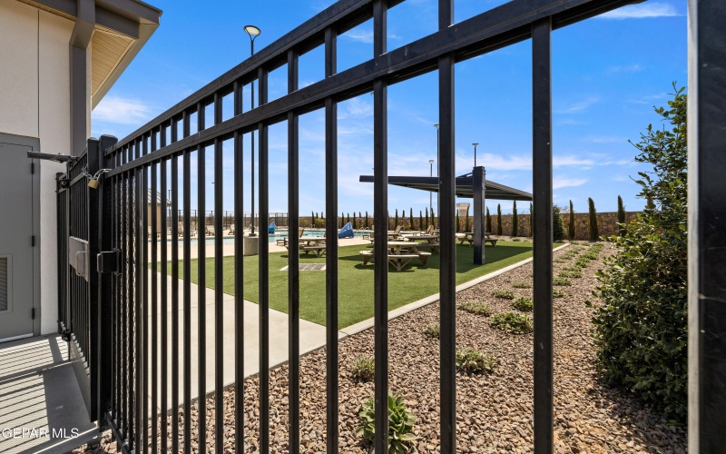 880 Chillington Road, El Paso, TX 79928, 4 Habitaciones Habitaciones , ,2 BañosBaños,Residential,En Venta,880 Chillington Road,0,919568