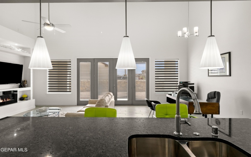 880 Chillington Road, El Paso, TX 79928, 4 Habitaciones Habitaciones , ,2 BañosBaños,Residential,En Venta,880 Chillington Road,0,919568
