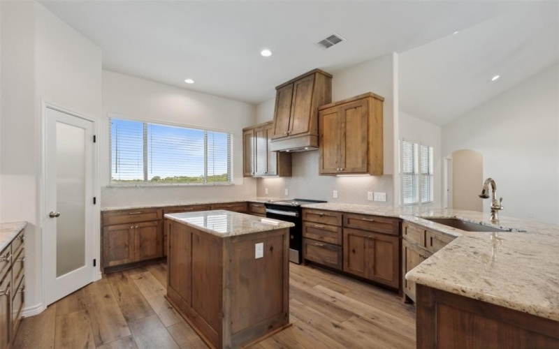 315 Sunset Cove, Bluff Dale, TX 76433, 3 Bedrooms Bedrooms, ,2 BathroomsBathrooms,Residential,For Sale,315 Sunset Cove,20452020
