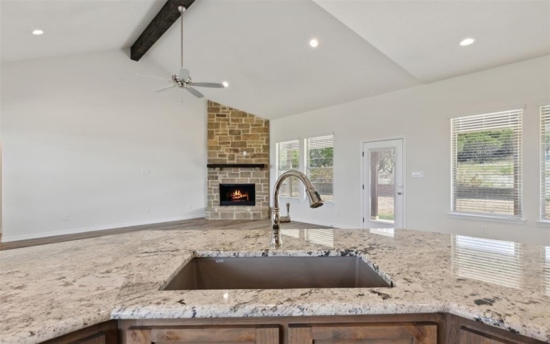 315 Sunset Cove, Bluff Dale, TX 76433, 3 Bedrooms Bedrooms, ,2 BathroomsBathrooms,Residential,For Sale,315 Sunset Cove,20452020
