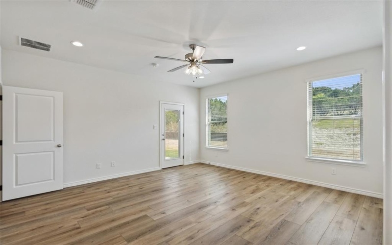 315 Sunset Cove, Bluff Dale, TX 76433, 3 Bedrooms Bedrooms, ,2 BathroomsBathrooms,Residential,For Sale,315 Sunset Cove,20452020