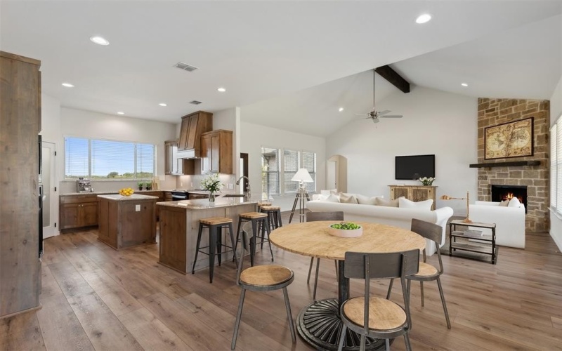 315 Sunset Cove, Bluff Dale, TX 76433, 3 Bedrooms Bedrooms, ,2 BathroomsBathrooms,Residential,For Sale,315 Sunset Cove,20452020
