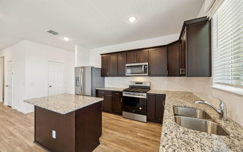 1811 Sideoat Lane, Princeton, TX 75407, 3 Habitaciones Habitaciones , ,2 BañosBaños,Residential,En Venta,1811 Sideoat Lane,20825790