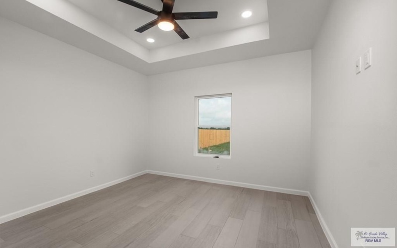 2744 N NEEL DR, BROWNSVILLE, TX 78526, 3 Habitaciones Habitaciones , ,2 BañosBaños,Residential,En Venta,2744 N NEEL DR,29764763