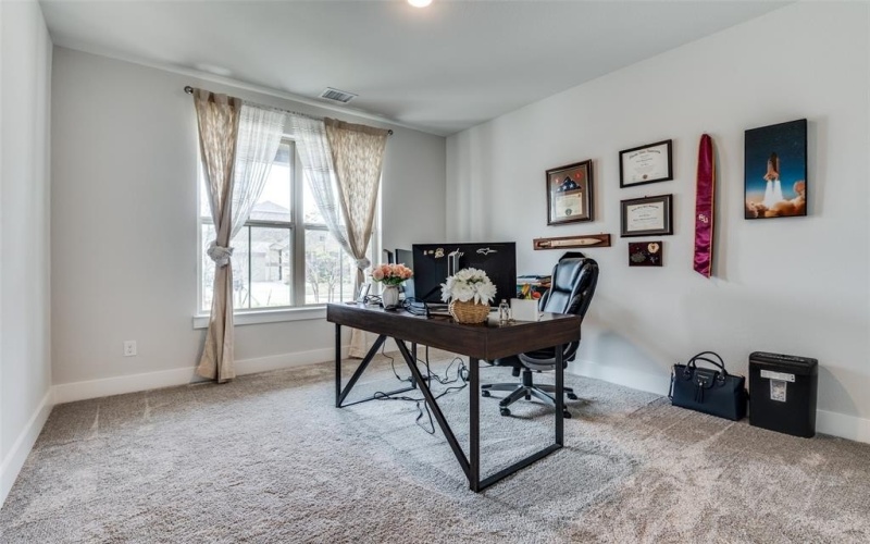 918 Hawthorn Lane, Mansfield, TX 76063, 3 Bedrooms Bedrooms, ,2 BathroomsBathrooms,Residential,For Sale,918 Hawthorn Lane,20898629