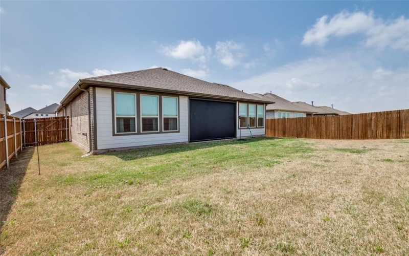 918 Hawthorn Lane, Mansfield, TX 76063, 3 Bedrooms Bedrooms, ,2 BathroomsBathrooms,Residential,For Sale,918 Hawthorn Lane,20898629