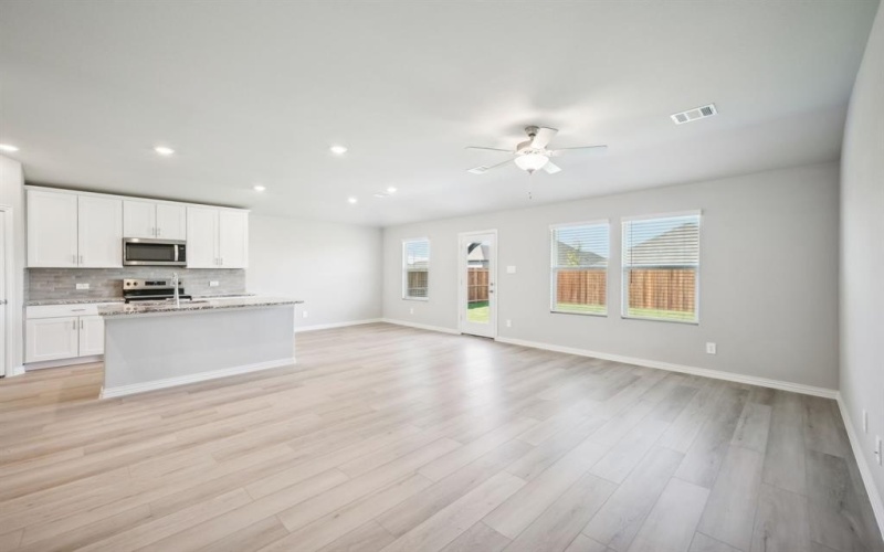 3507 Eagle Mount Drive, Farmersville, TX 75442, 3 Habitaciones Habitaciones , ,2 BañosBaños,Residential,En Venta,3507 Eagle Mount Drive,20946095
