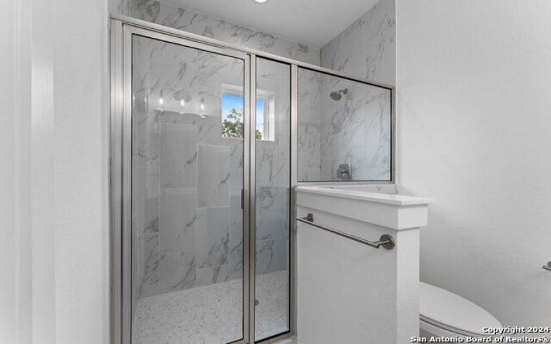 319 HOWARD ST #3, San Antonio, TX 78212-5596, 3 Habitaciones Habitaciones , ,3 BañosBaños,Residential,En Venta,319 HOWARD ST,0,1781788