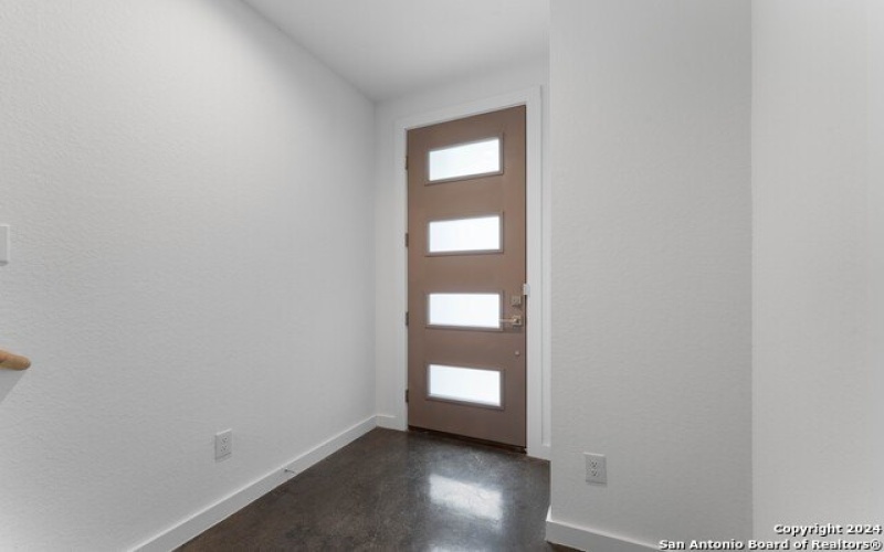 319 HOWARD ST #3, San Antonio, TX 78212-5596, 3 Habitaciones Habitaciones , ,3 BañosBaños,Residential,En Venta,319 HOWARD ST,0,1781788