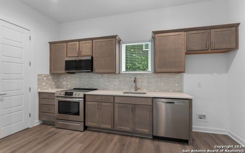 319 HOWARD ST #3, San Antonio, TX 78212-5596, 3 Habitaciones Habitaciones , ,3 BañosBaños,Residential,En Venta,319 HOWARD ST,0,1781788