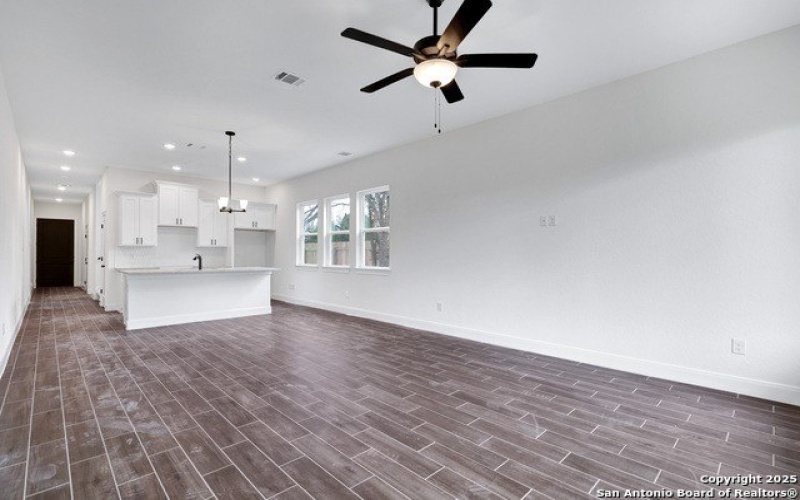 315 Bargas St, San Antonio, TX 78210, 3 Habitaciones Habitaciones , ,2 BañosBaños,Residential,En Venta,315 Bargas St,0,1839252