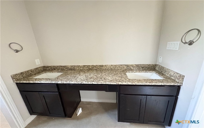 414 W Avenue C, Copperas Cove, TX 76522, 3 Habitaciones Habitaciones , ,2 BañosBaños,Residential,En Venta,414 W Avenue C,581379