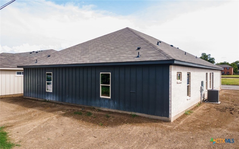 414 W Avenue C, Copperas Cove, TX 76522, 3 Bedrooms Bedrooms, ,2 BathroomsBathrooms,Residential,For Sale,414 W Avenue C,0,581379