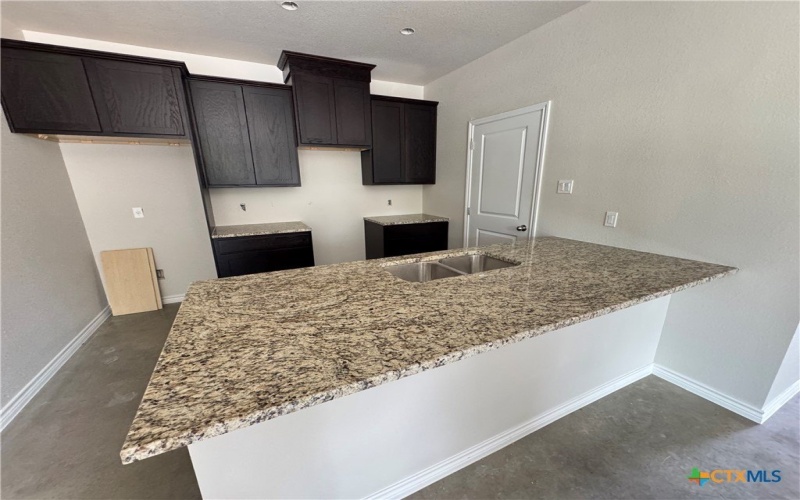 414 W Avenue C, Copperas Cove, TX 76522, 3 Habitaciones Habitaciones , ,2 BañosBaños,Residential,En Venta,414 W Avenue C,581379