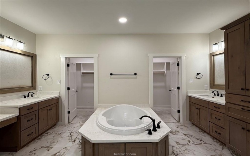 7888 Mathis Creek Drive, Bryan, TX 77808, 4 Bedrooms Bedrooms, ,3 BathroomsBathrooms,Residential,For Sale,7888 Mathis Creek Drive,0,25006258