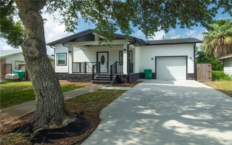 607 W Matlock, Aransas Pass, TX 78336, 2 Habitaciones Habitaciones , ,1 BañoBaños,Residential,En Venta,607 W Matlock,459697
