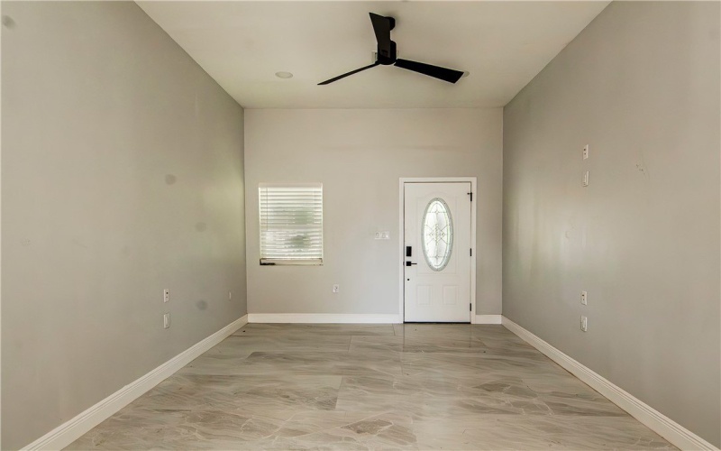607 W Matlock, Aransas Pass, TX 78336, 2 Habitaciones Habitaciones , ,1 BañoBaños,Residential,En Venta,607 W Matlock,459697