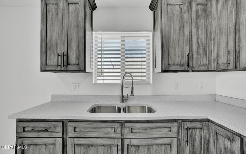 1107 Myrtle Avenue unit: D #D, El Paso, TX 79901, 1 Dormitorio Habitaciones , ,1 BañoBaños,Residential Multi Family,En Venta,1107 Myrtle Avenue unit: D,923406