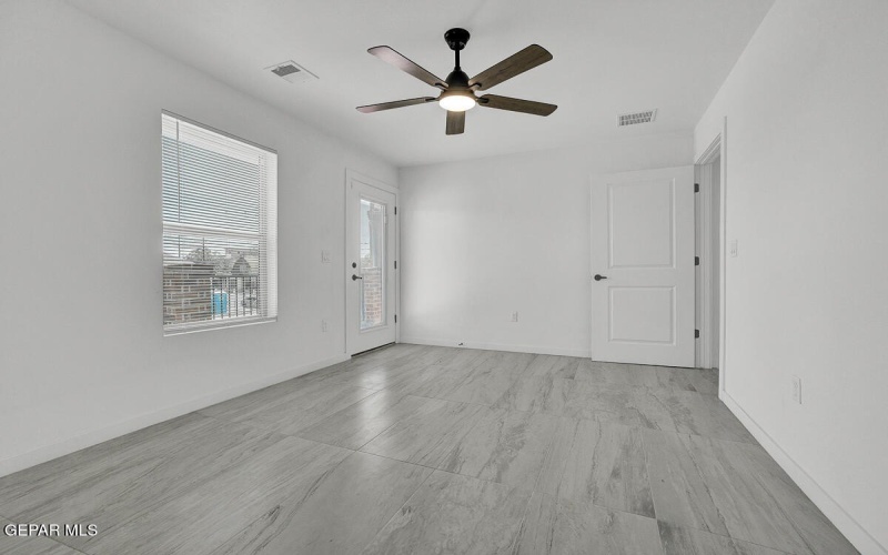 1107 Myrtle Avenue unit: D #D, El Paso, TX 79901, 1 Dormitorio Habitaciones , ,1 BañoBaños,Residential Multi Family,En Venta,1107 Myrtle Avenue unit: D,923406