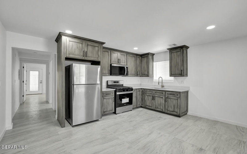 1107 Myrtle Avenue unit: D #D, El Paso, TX 79901, 1 Dormitorio Habitaciones , ,1 BañoBaños,Residential Multi Family,En Venta,1107 Myrtle Avenue unit: D,923406