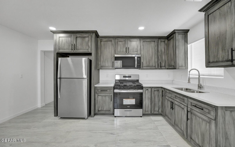 1107 Myrtle Avenue unit: D #D, El Paso, TX 79901, 1 Dormitorio Habitaciones , ,1 BañoBaños,Residential Multi Family,En Venta,1107 Myrtle Avenue unit: D,923406