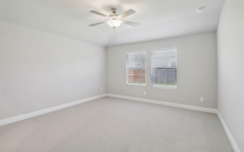 1023 Emberwood Drive, McKinney, TX 75069, 4 Habitaciones Habitaciones , ,3 BañosBaños,Residential,En Venta,1023 Emberwood Drive,20946092