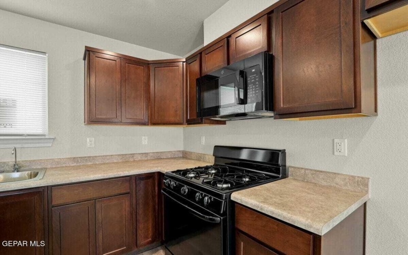 1000 Ferro Cactus Place, Horizon City, TX 79928, 3 Habitaciones Habitaciones , ,2 BañosBaños,Residential,En Venta,1000 Ferro Cactus Place,923351