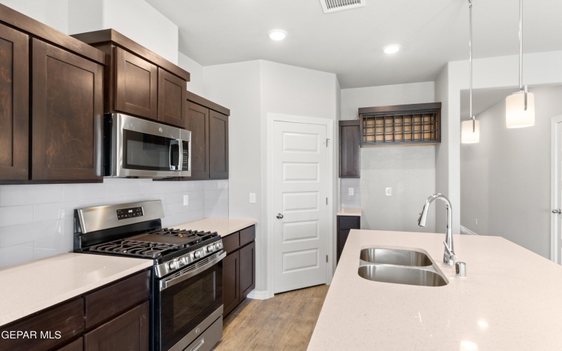 733 Paseo Astuto Place, Horizon City, TX 79928, 3 Bedrooms Bedrooms, ,2 BathroomsBathrooms,Residential,For Sale,733 Paseo Astuto Place,923371