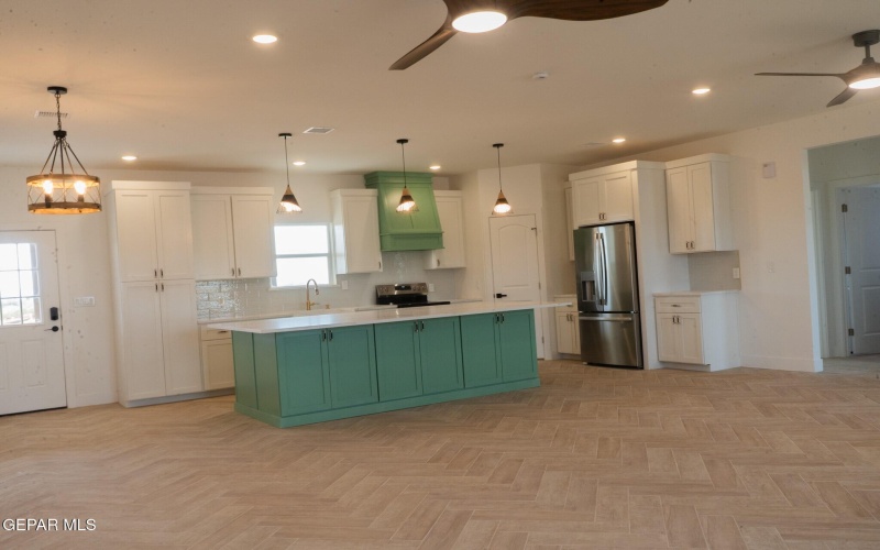 5165 CRUZ TIERRA Street, El Paso, TX 79938, 3 Bedrooms Bedrooms, ,2 BathroomsBathrooms,Residential,For Sale,5165 CRUZ TIERRA Street,923394