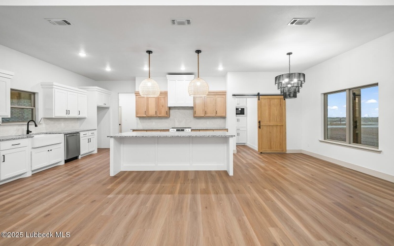 10409 N Farm To Market Rd 1729, Idalou, TX 79329, 3 Bedrooms Bedrooms, ,2 BathroomsBathrooms,Residential,For Sale,10409 N Farm To Market Rd 1729,202555464